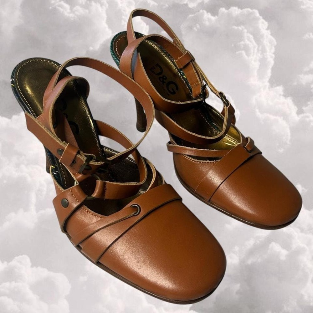 Vintage 2000s Y2K Dolce and Gabbana leather brown strappy kitten heels size 7.5